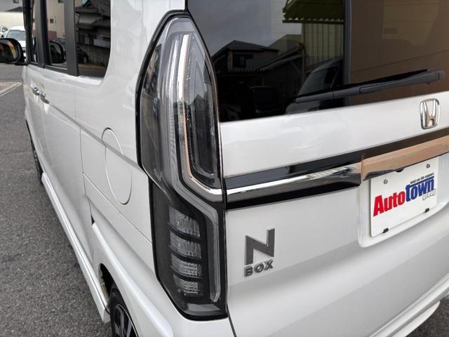 Ｎ－ＢＯＸカスタム Ｇ・Ｌホンダセンシング　ワンオーナー　当店７年間メンテナンス車両　ストラーダメモリーナビ　地デジ　フルセグＴＶ　Ｂｌｕｅｔｏｏｔｈオーディオ　バックモニター　ＥＴＣ車載器　パワースライドドア　ホンダセンシング（13枚目）