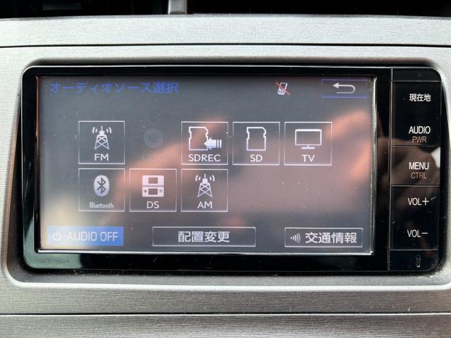 プリウス Ｓ　純正メモリーナビ　Ｂｌｕｅｔｏｏｔｈオーディオ　バックモニター　地デジ　フルセグＴＶ　ＣＤ　ＤＶＤ再生　ＨＩＤヘッドライト　フォグランプ装備　オートライト（17枚目）