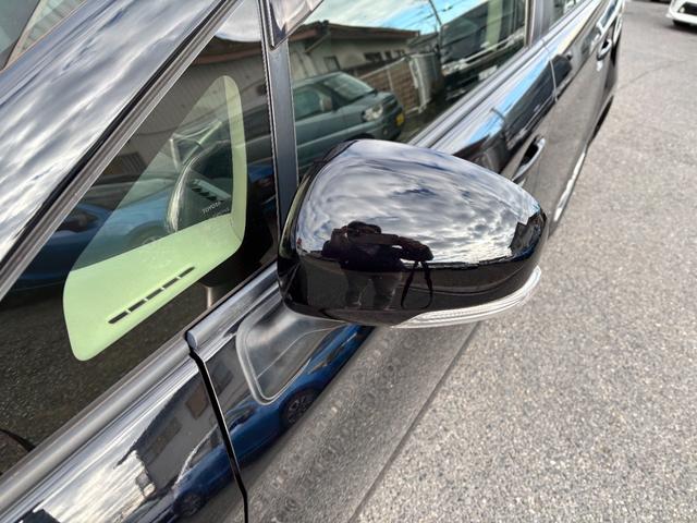 プリウス Ｓ　純正メモリーナビ　Ｂｌｕｅｔｏｏｔｈオーディオ　バックモニター　地デジ　フルセグＴＶ　ＣＤ　ＤＶＤ再生　ＨＩＤヘッドライト　フォグランプ装備　オートライト（35枚目）