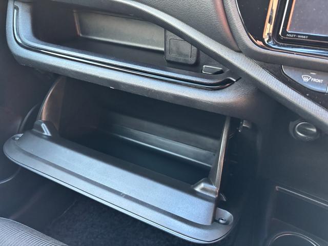 アクア Ｓスタイルブラック　トヨタセーフティーセンス　オートハイビーム　ブレーキサポート　レーンアラート　ＥＴＣ車載器　スマートキー×２（29枚目）