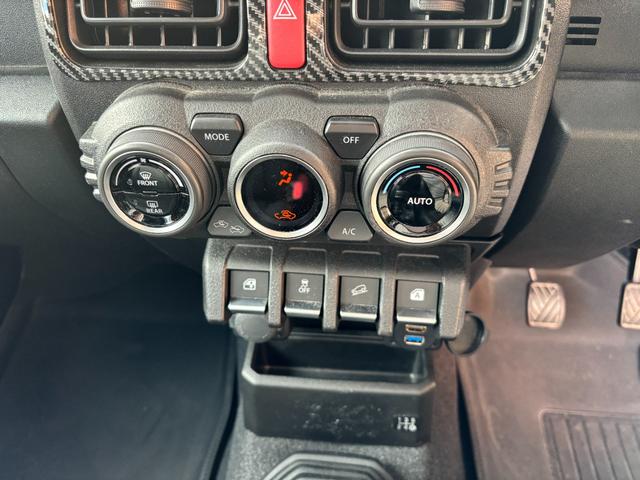 ジムニー ＸＬ　５速ＭＴ　社外マフラー　スマートキー　カロッツェリア９インチナビ　バックモニター　ＥＴＣ車載器（40枚目）