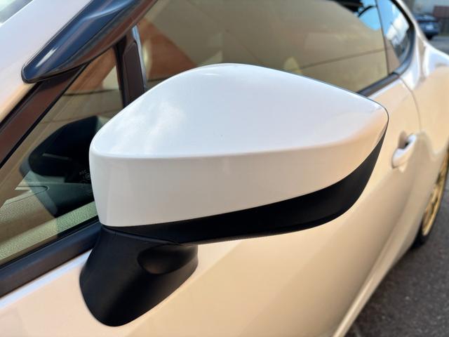 ８６ ＧＴ　６速マニュアル車（点検整備／車検９年４月／保証付き）（ＯＺレーシングホイール）（純正メモリーナビ）（バックカメラ）（Ｂｌｕｅｔｏｏｔｈオーディオ）（ＥＴＣ車載器）（フルセグＴＶ）（ＣＤ・ＤＶＤ再生）（13枚目）