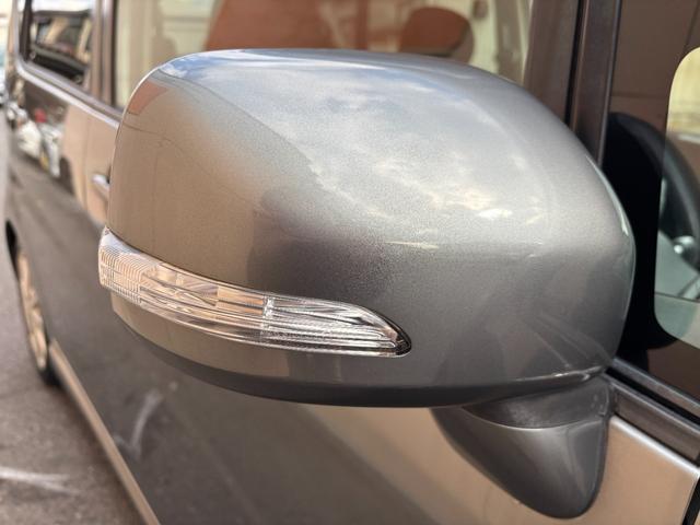 ムーヴ カスタム　Ｒ　ターボ車両　ＭＯＭＯステアリング　ストラーダＨＤＤナビ　ＣＤ再生　ＤＶＤ再生　地デジＴＶ　スマートキー　スペアキ―（12枚目）