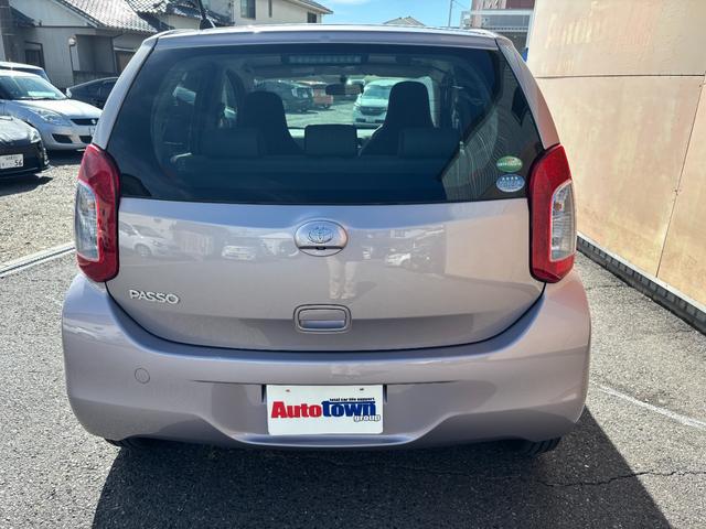 パッソ Ｘ　バックカメラ　純正ＳＤナビ　ＥＴＣ車載器　Ｂｌｕｅｔｏｏｔｈオーディオ　ＣＤ再生　地デジＴＶ（10枚目）