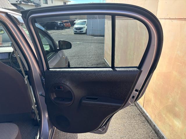 パッソ Ｘ　バックカメラ　純正ＳＤナビ　ＥＴＣ車載器　Ｂｌｕｅｔｏｏｔｈオーディオ　ＣＤ再生　地デジＴＶ（52枚目）