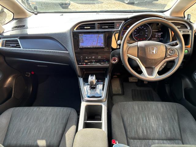 �������X�^�b�t�����Ή������Ē����܂��􂨋C�y�ɂ��⍇���������I