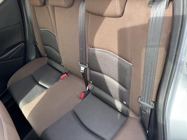 ＭＡＺＤＡ２ ＸＤプロアクティブ　純正コネクトナビ　Ｂｌｕｅｔｏｏｔｈオーディオ　バックモニター　全方位モニター　ＣＤ　ＤＶＤ再生　ＥＴＣ車載器　地デジ　フルセグＴＶ　前後ドライブレコーダー　ヒートシーター　マツダセーフティー（28枚目）