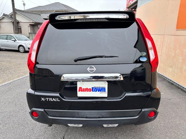 エクストレイル ２０Ｘｔｔ　社外１８インチＡＷ　純正１７インチＡＷスタッドレス付き！！　４ＷＤ　シートヒーター　ナビ　Ｂｌｕｅｔｏｏｔｈオーディオ　ＣＤ再生　ＥＴＣ車載器（5枚目）