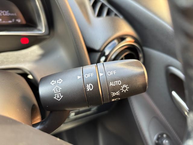 デミオ XDツーリング クスコ車高調!!付き 6速MT!! 純正コネクトナビ Bluetoothオーディオ バックモニター CD DVD再生 ETC車載器 ヘッドアップディスプレイ(32枚目)