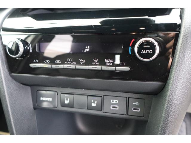 ヤリスクロス ハイブリッドＺ　登録済未使用車／純正ナビＴＶ＆全方位カメラ＆ＥＴＣ／チームメイト／ハンズフリーパワーＢドア／レーダーＣ／黒革コンビＳ＆パワーＳ＆シートＨ／ステアＨ／ＬＥＤヘッド／スマートキー／コーナーＳ／純正１８ＡＷ（31枚目）