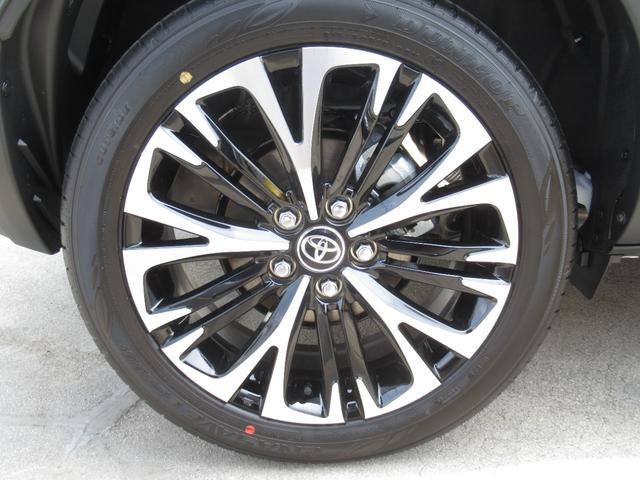 ヤリスクロス ハイブリッドＺ　登録済未使用車／純正ナビＴＶ＆全方位カメラ＆ＥＴＣ／チームメイト／ハンズフリーパワーＢドア／レーダーＣ／黒革コンビＳ＆パワーＳ＆シートＨ／ステアＨ／ＬＥＤヘッド／スマートキー／コーナーＳ／純正１８ＡＷ（13枚目）