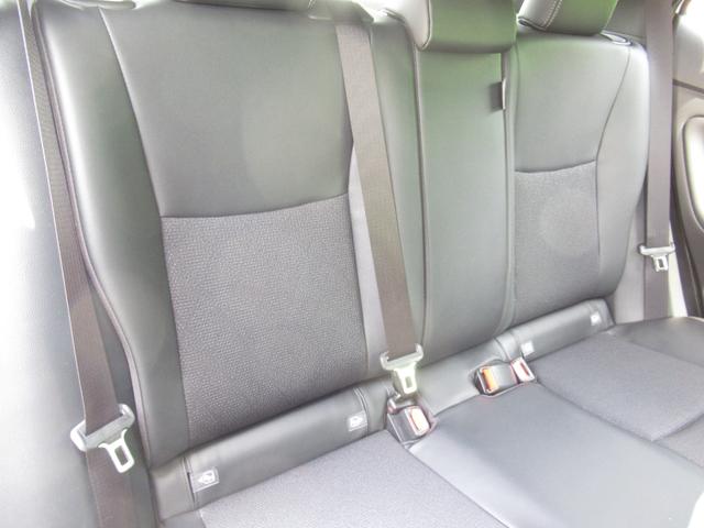 ヤリスクロス ハイブリッドＺ　登録済未使用車／純正ナビＴＶ＆全方位カメラ＆ＥＴＣ／チームメイト／ハンズフリーパワーＢドア／レーダーＣ／黒革コンビＳ＆パワーＳ＆シートＨ／ステアＨ／ＬＥＤヘッド／スマートキー／コーナーＳ／純正１８ＡＷ（29枚目）