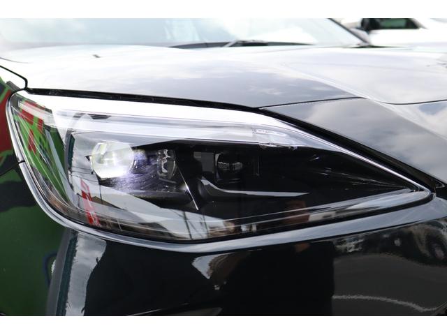 ヤリスクロス ハイブリッドＺ　登録済未使用車／純正ナビＴＶ＆全方位カメラ＆ＥＴＣ／チームメイト／ハンズフリーパワーＢドア／レーダーＣ／黒革コンビＳ＆パワーＳ＆シートＨ／ステアＨ／ＬＥＤヘッド／スマートキー／コーナーＳ／純正１８ＡＷ（10枚目）