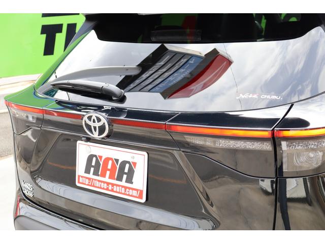 ヤリスクロス ハイブリッドＺ　登録済未使用車／純正ナビＴＶ＆全方位カメラ＆ＥＴＣ／チームメイト／ハンズフリーパワーＢドア／レーダーＣ／黒革コンビＳ＆パワーＳ＆シートＨ／ステアＨ／ＬＥＤヘッド／スマートキー／コーナーＳ／純正１８ＡＷ（11枚目）