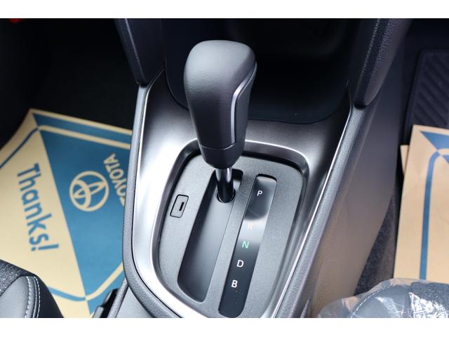 ヤリスクロス ハイブリッドＺ　登録済未使用車／純正ナビＴＶ＆全方位カメラ＆ＥＴＣ／チームメイト／ハンズフリーパワーＢドア／レーダーＣ／黒革コンビＳ＆パワーＳ＆シートＨ／ステアＨ／ＬＥＤヘッド／スマートキー／コーナーＳ／純正１８ＡＷ（39枚目）