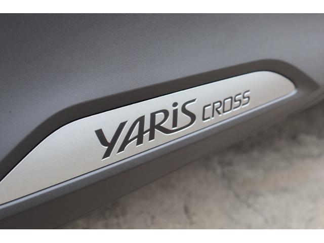 ヤリスクロス ハイブリッドＺ　登録済未使用車／純正ナビＴＶ＆全方位カメラ＆ＥＴＣ／チームメイト／ハンズフリーパワーＢドア／レーダーＣ／黒革コンビＳ＆パワーＳ＆シートＨ／ステアＨ／ＬＥＤヘッド／スマートキー／コーナーＳ／純正１８ＡＷ（43枚目）