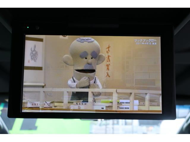 アルファード 2.5S タイプゴールド 買取車/禁煙車/Wサンルーフ/純正ディスプレィオーディオナビTV&Bカメラ&ETC&12.1型後席モニター/前後ドラレコ/デジタルインナーM/両側パワスラ/パワーBドア/三眼LEDヘッド/レーダーC/(17枚目)