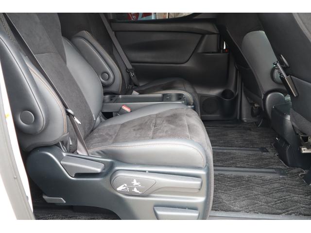 アルファード 2.5S タイプゴールド 買取車/禁煙車/Wサンルーフ/純正ディスプレィオーディオナビTV&Bカメラ&ETC&12.1型後席モニター/前後ドラレコ/デジタルインナーM/両側パワスラ/パワーBドア/三眼LEDヘッド/レーダーC/(32枚目)