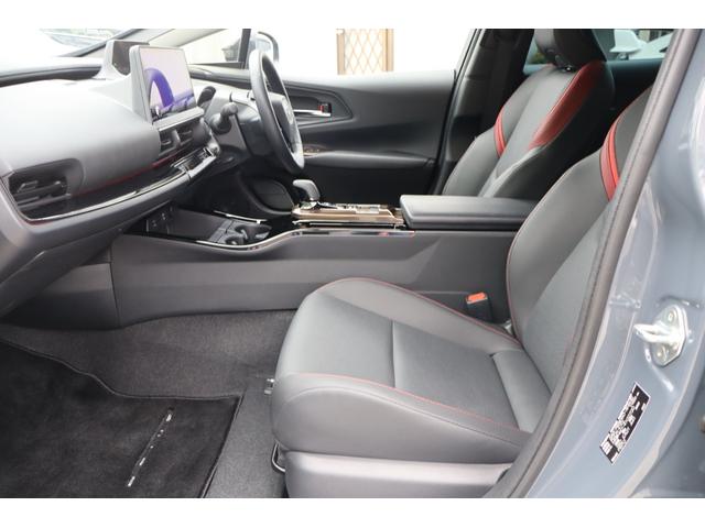 プリウス Z 禁煙車/12.3型ディスプレイオーディオTV&パノラミックビューM&ETC/アドバンスドパーク/黒革S/シートC&H&パワーS/デジタルインナーM/パワーBドア/レーダーC/純正19AW/スペアタイヤ(27枚目)