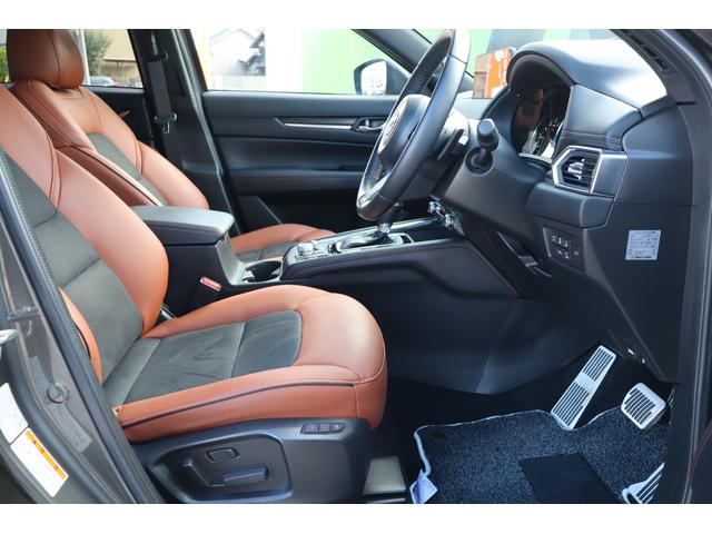 ＣＸ－５ ２０Ｓ　レトロスポーツエディション　禁煙車／シグネチャースタイルエアロ／１０．２５インチディスプレイＴＶ＆全方位カメラ／ＥＴＣ／専用ハーフレザーシート／Ｐシート／シートＨ／純正１９ＡＷ／パワーバックドア／ＬＥＤヘッド／アドバンスキー２個（25枚目）