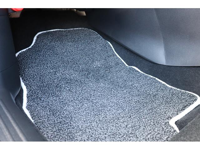 ＣＸ－５ ２０Ｓ　レトロスポーツエディション　禁煙車／シグネチャースタイルエアロ／１０．２５インチディスプレイＴＶ＆全方位カメラ／ＥＴＣ／専用ハーフレザーシート／Ｐシート／シートＨ／純正１９ＡＷ／パワーバックドア／ＬＥＤヘッド／アドバンスキー２個（50枚目）