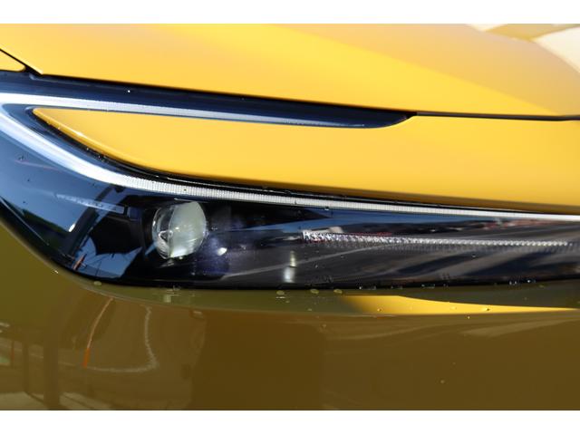 プリウス Ｚ　禁煙車／メーカーナビＴＶ地デジ＆パノラミックビューＭ＆２．０ＥＴＣ／アドバンスドパーク／合成皮革シート／パワーＳ／Ｓヒーター／ステアＨ／パワーＢドア／ＬＥＤヘッド／スマートＫ／プッシュＳ／純正１９ＡＷ（10枚目）