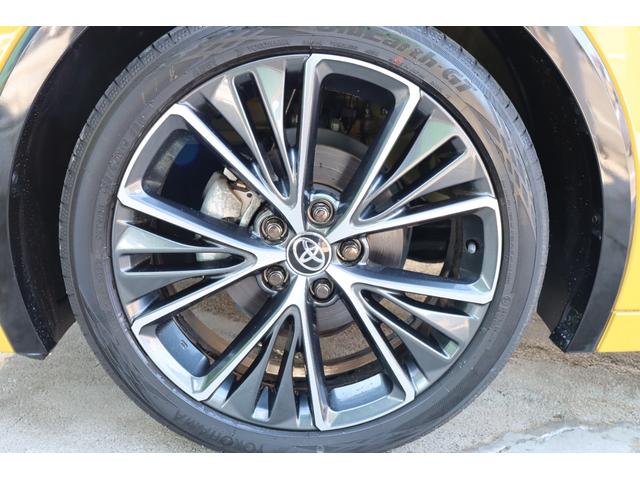 プリウス Ｚ　禁煙車／メーカーナビＴＶ地デジ＆パノラミックビューＭ＆２．０ＥＴＣ／アドバンスドパーク／合成皮革シート／パワーＳ／Ｓヒーター／ステアＨ／パワーＢドア／ＬＥＤヘッド／スマートＫ／プッシュＳ／純正１９ＡＷ（12枚目）