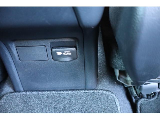 プリウス Ｚ　禁煙車／メーカーナビＴＶ地デジ＆パノラミックビューＭ＆２．０ＥＴＣ／アドバンスドパーク／合成皮革シート／パワーＳ／Ｓヒーター／ステアＨ／パワーＢドア／ＬＥＤヘッド／スマートＫ／プッシュＳ／純正１９ＡＷ（46枚目）