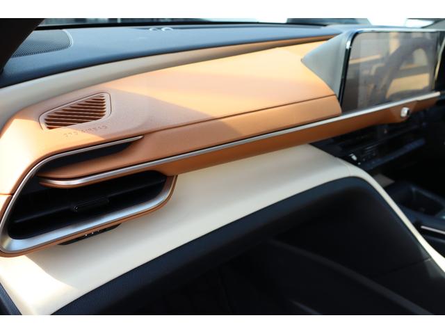 クラウンクロスオーバー ＲＳアドバンスド　１オーナー／禁煙車／モデリスタ製エアロ＆２１ＡＷ／ＴＲＤ製Ｒスポ／サンルーフ／本革Ｓ＆パワーＳ＆シートＣ＆Ｈ／メーカーナビＴＶ＆パノラミックＭ＆ＥＴＣ／前後ドラレコ／デジタルインナーＭ／パワートランク（56枚目）