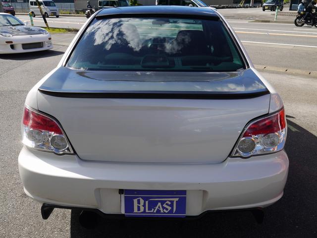 インプレッサ WRX STI Aライン Defi3連メーター エンドレスキャリパー STIクイックリリースボス オーバーフェンダー カーボンボンネット レカロフルバケ HKS車高調 ゼロスポーツフロントバンパー(7枚目)