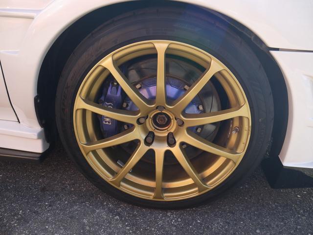 インプレッサ WRX STI Aライン Defi3連メーター エンドレスキャリパー STIクイックリリースボス オーバーフェンダー カーボンボンネット レカロフルバケ HKS車高調 ゼロスポーツフロントバンパー(48枚目)