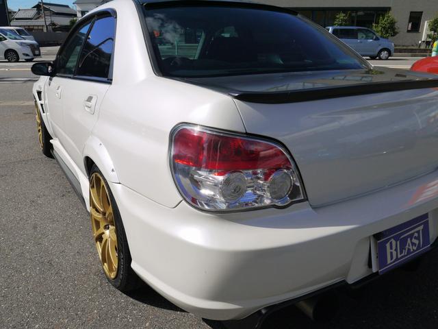 インプレッサ WRX STI Aライン Defi3連メーター エンドレスキャリパー STIクイックリリースボス オーバーフェンダー カーボンボンネット レカロフルバケ HKS車高調 ゼロスポーツフロントバンパー(51枚目)