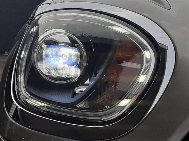 ＭＩＮＩ クーパーＤ　クロスオーバー　純正ＨＤＤナビ　アダプティブクルーズコントロール　バックカメラ　ＬＥＤヘッドライト　コンフォートアクセス　禁煙車　Ｂｌｕｅｔｏｏｔｈ　パワーバックドア　インテリジェントセーフティ　シートヒーター（53枚目）
