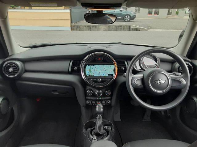 ＭＩＮＩ ５ドア　ＯＮＥ　ＲＨＤ　正ＨＤＤナビ　コンフォートアクセス（3枚目）