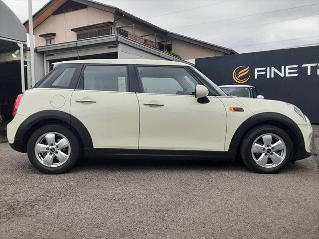 ＭＩＮＩ ５ドア　ＯＮＥ　ＲＨＤ　正ＨＤＤナビ　コンフォートアクセス（15枚目）