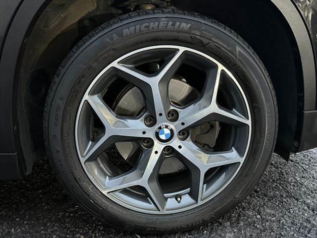 Ｘ１ ｘＤｒｉｖｅ　１８ｄ　ｘライン　純正ＨＤＤナビ　パワーバックドア　Ｂｌｕｅｔｏｏｔｈ　ＬＥＤヘッド　インテリジェントセーフティ　バックカメラ　クリアランスソナー　ハーフレザーシート　純正１８インチアルミホイール　コンフォートアクセス（12枚目）