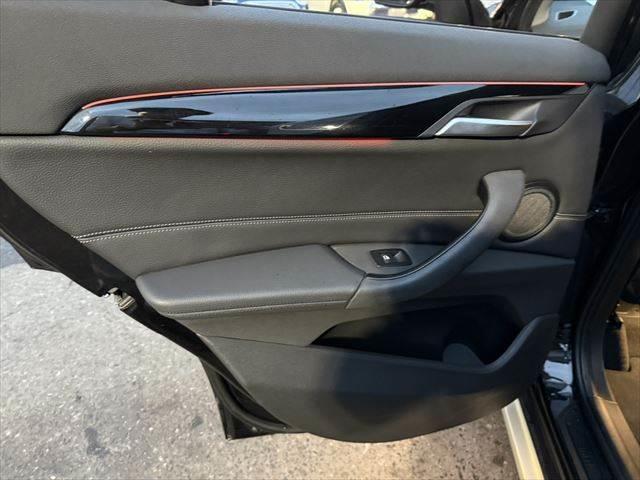 Ｘ１ ｘＤｒｉｖｅ　１８ｄ　ｘライン　純正ＨＤＤナビ　パワーバックドア　Ｂｌｕｅｔｏｏｔｈ　ＬＥＤヘッド　インテリジェントセーフティ　バックカメラ　クリアランスソナー　ハーフレザーシート　純正１８インチアルミホイール　コンフォートアクセス（52枚目）
