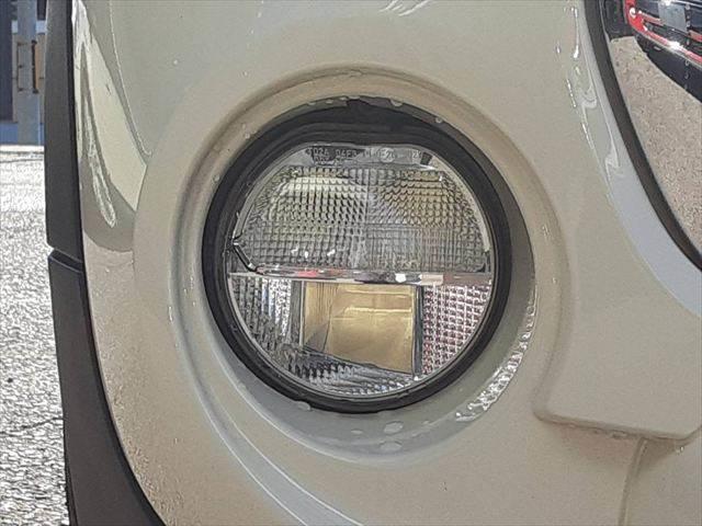 ＭＩＮＩ クーパーＳ　ペッパーＰＫＧ　ＬＥＤヘッドライト　純正ＨＤＤナビ　Ｂｌｕｅｔｏｏｔｈ　ＥＴＣ　禁煙車　オートライト　純正１６インチアルミホイール　オートエアコン　フォグランプ　ＵＳＢポート　キーレス　盗難防止装置（22枚目）