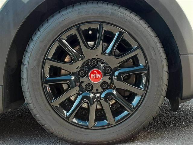 ＭＩＮＩ クーパーＳ　ペッパーＰＫＧ　ＬＥＤヘッドライト　純正ＨＤＤナビ　Ｂｌｕｅｔｏｏｔｈ　ＥＴＣ　禁煙車　オートライト　純正１６インチアルミホイール　オートエアコン　フォグランプ　ＵＳＢポート　キーレス　盗難防止装置（27枚目）