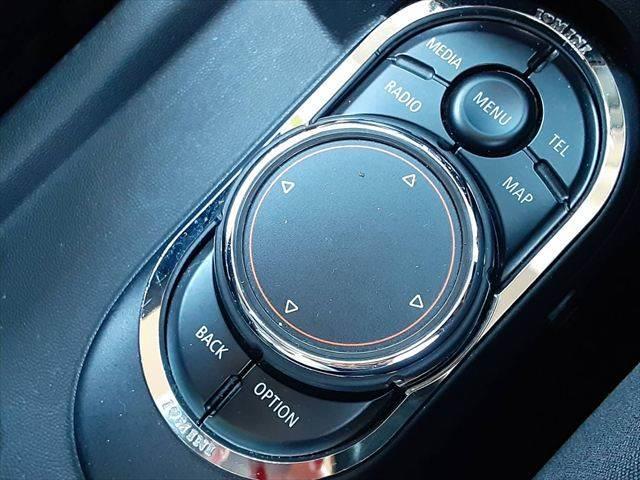 ＭＩＮＩ クーパーＳ　ペッパーＰＫＧ　ＬＥＤヘッドライト　純正ＨＤＤナビ　Ｂｌｕｅｔｏｏｔｈ　ＥＴＣ　禁煙車　オートライト　純正１６インチアルミホイール　オートエアコン　フォグランプ　ＵＳＢポート　キーレス　盗難防止装置（37枚目）