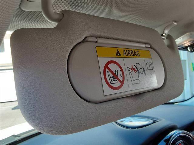 ＭＩＮＩ クーパーＳ　ペッパーＰＫＧ　ＬＥＤヘッドライト　純正ＨＤＤナビ　Ｂｌｕｅｔｏｏｔｈ　ＥＴＣ　禁煙車　オートライト　純正１６インチアルミホイール　オートエアコン　フォグランプ　ＵＳＢポート　キーレス　盗難防止装置（45枚目）
