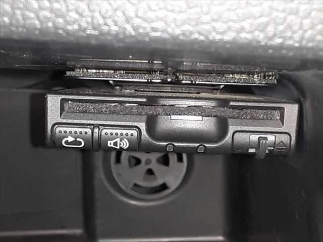 ＭＩＮＩ クーパー　ペッパーパッケージ　ＬＥＤヘッドライト　純正ＨＤＤナビ　バックカメラ　コンフォートアクセス　禁煙車　Ｂｌｕｅｔｏｏｔｈ　パーキングディスタンスコントロール　ＭＴモード付オートマチックシフト（39枚目）