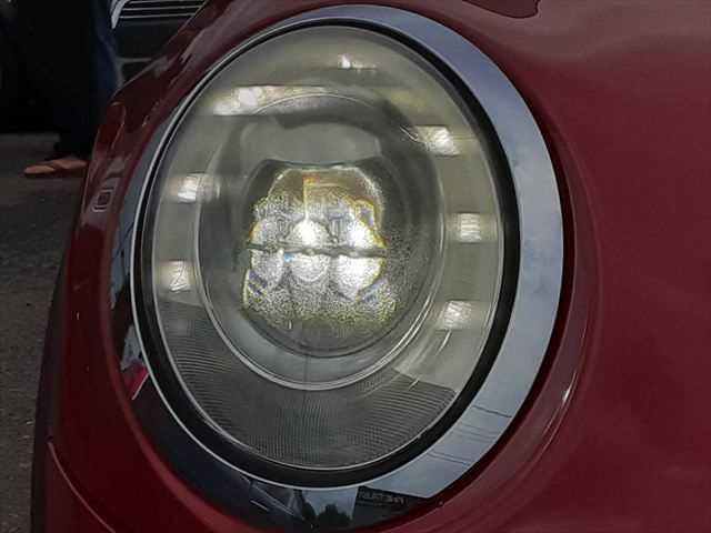 ＭＩＮＩ クーパー　ペッパーパッケージ　ＬＥＤヘッドライト　純正ＨＤＤナビ　バックカメラ　コンフォートアクセス　禁煙車　Ｂｌｕｅｔｏｏｔｈ　パーキングディスタンスコントロール　ＭＴモード付オートマチックシフト（49枚目）