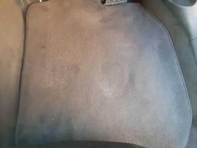 ３シリーズ ３２０ｉ　アダプティブクルーズコントロール　純正８インチＨＤＤナビ　ＬＥＤヘッドライト　インテリジェントセーフティ　バックカメラ　禁煙車　Ｂｌｕｅｔｏｏｔｈ　コンフォートアクセス　純正１６インチアルミホイール（45枚目）