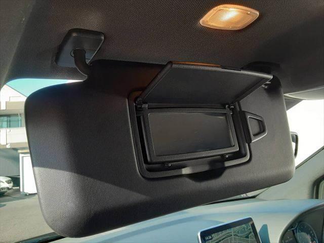 Ｂクラス Ｂ　１８０　レーダーセーフティＰＫＧ　純正ＨＤＤナビ（50枚目）