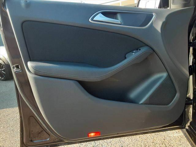 Ｂクラス Ｂ　１８０　レーダーセーフティＰＫＧ　純正ＨＤＤナビ（57枚目）