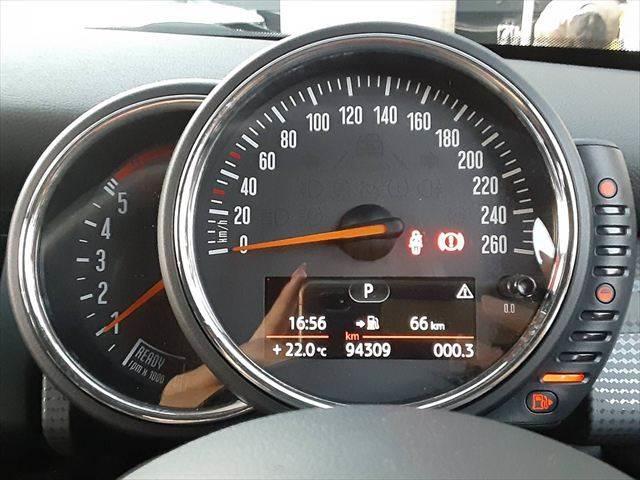 ＭＩＮＩ クーパーＤ　ペッパーパッケージ　ＬＥＤヘッドライト　コンフォートアクセス　純正ＨＤＤナビ　オプション１６インチアロイホイール　禁煙車　Ｂｌｕｅｔｏｏｔｈ　ＭＴモード付オートマチックシフト（35枚目）