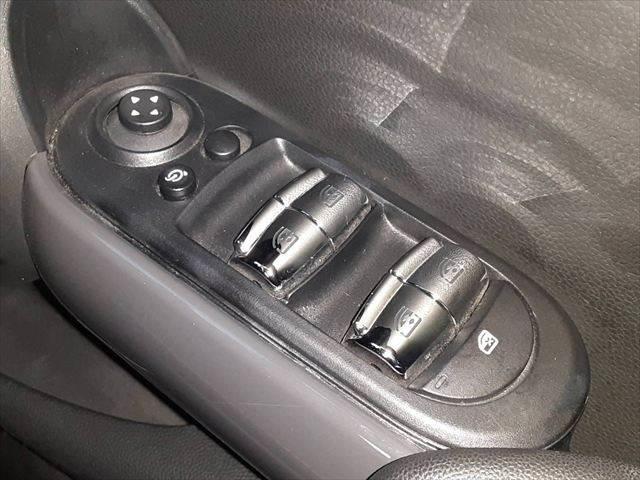 ＭＩＮＩ クーパーＤ　ペッパーパッケージ　ＬＥＤヘッドライト　コンフォートアクセス　純正ＨＤＤナビ　オプション１６インチアロイホイール　禁煙車　Ｂｌｕｅｔｏｏｔｈ　ＭＴモード付オートマチックシフト（40枚目）