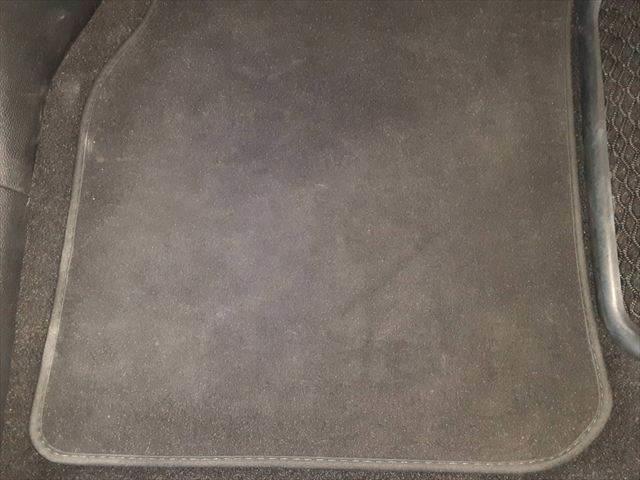 ＭＩＮＩ クーパーＤ　ペッパーパッケージ　ＬＥＤヘッドライト　コンフォートアクセス　純正ＨＤＤナビ　オプション１６インチアロイホイール　禁煙車　Ｂｌｕｅｔｏｏｔｈ　ＭＴモード付オートマチックシフト（44枚目）