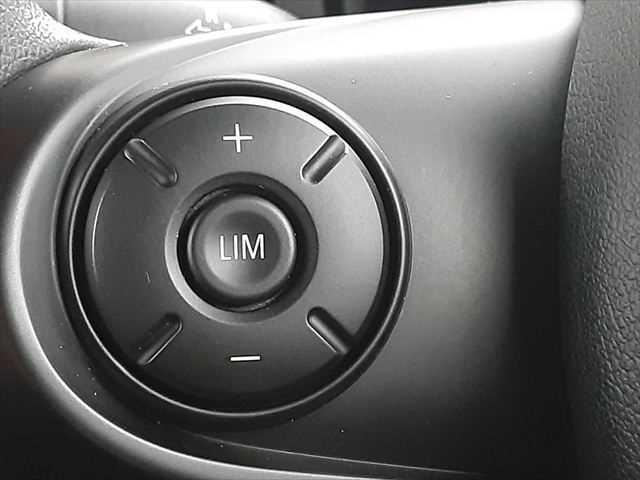 ☆ステアリングスイッチ